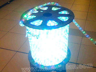 Lampu Selang LED Warna-Warni Model Kotak